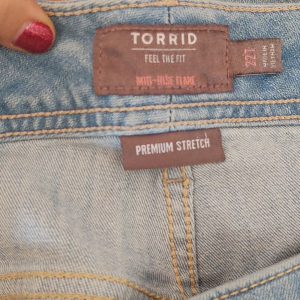 Torrid Jeans - Picture 2 of 4